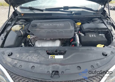 2015 Chrysler 200 Limited из США, поврежденный, VIN 1C3CCCAB1FN662126